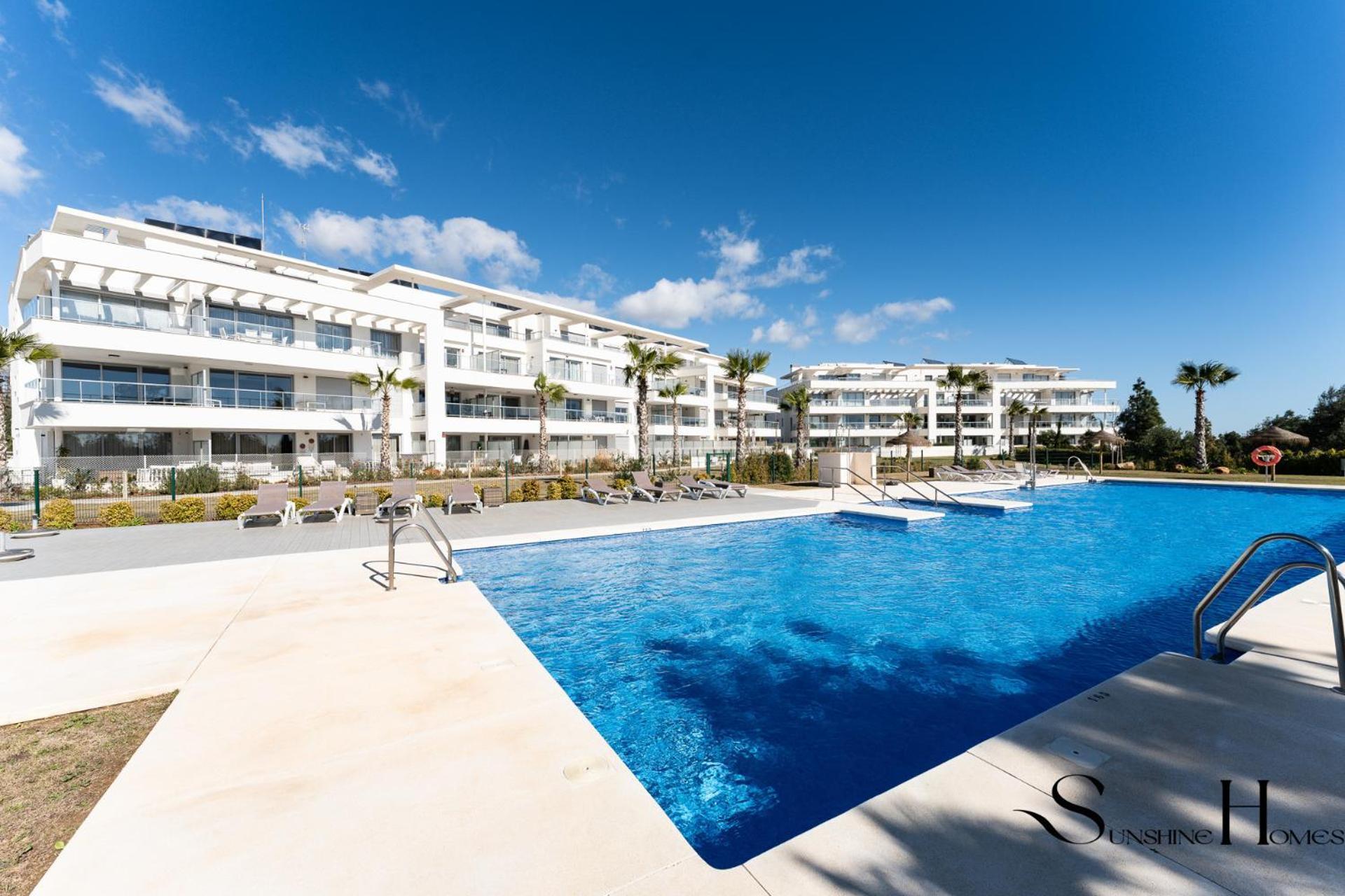 Luxury 2 Bedroom Apartment, Pools, Sauna, Gym & More MIJAS COSTA Luaran gambar